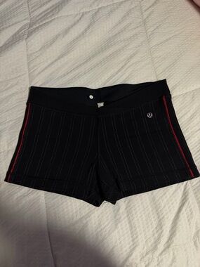 lululemon Black Athletic Shorts with Red Side Trim size 6